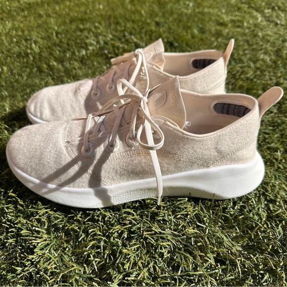 Allbirds Women’s Superlight Wool Runner Sneakers Merino Wool Lightweight Shoes 9 - Picture 2 of 8